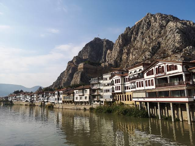 Karadeniz Yaylalar Ve Batum Turu 5 Gece Otel Konaklamalı İzmir Salihli Uşak Çıkışlı